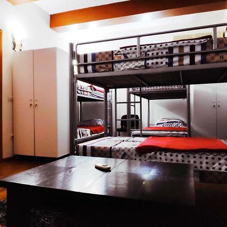 Tufina Hostel Tirana Eksteriør billede