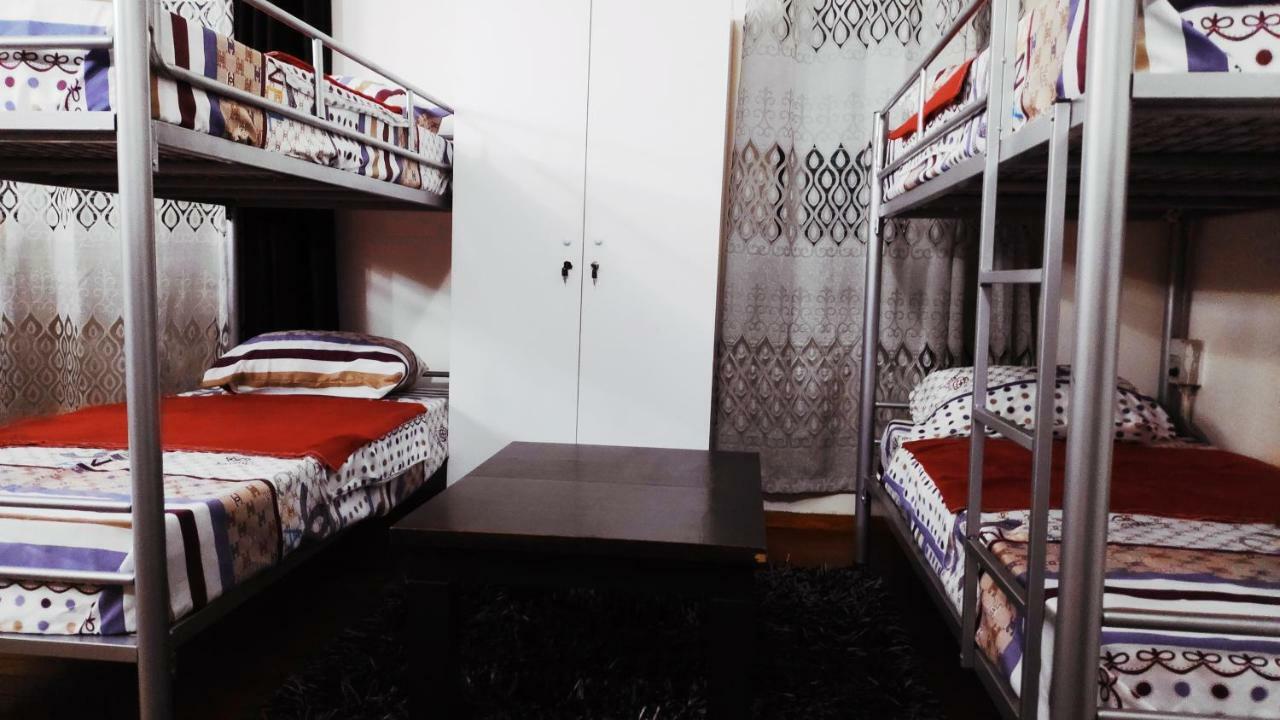 Tufina Hostel Tirana Eksteriør billede