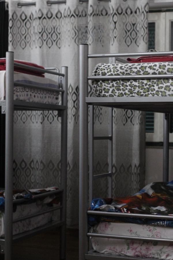 Tufina Hostel Tirana Eksteriør billede